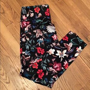 Old Navy Active Leggings